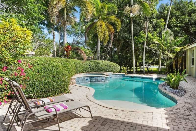 4 bedroom SingleFamilyResidence at 8209 SW 173rd Terrace, Groves At Old Cutler, Palmetto Bay — photo 1