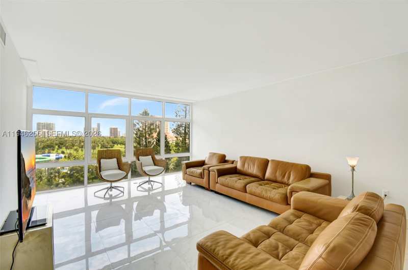 2 bedroom Condominium at 20100 W Country Club Dr 1005, Bonavida Condo, Aventura — photo 1