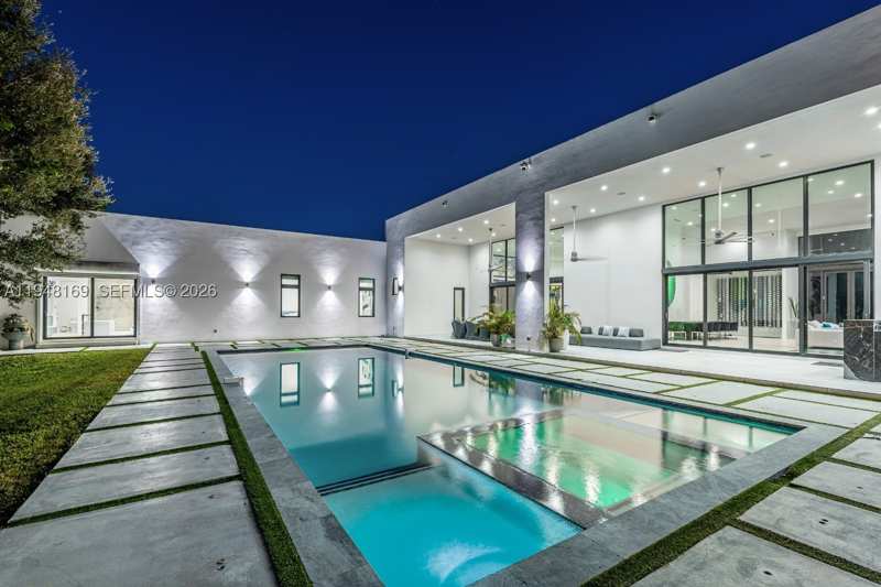 6 bedroom SingleFamilyResidence at 6175 SW 128th Street, Town & Ranch Ests, Pinecrest — photo 1