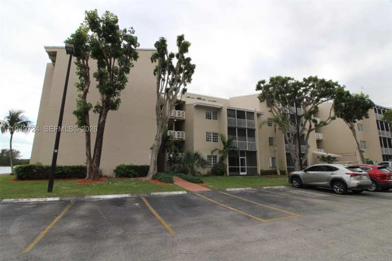 1 bedroom Condominium at 21133 SW 85th Av 112, Cove Condo Phase II, The, Cutler Bay — photo 1