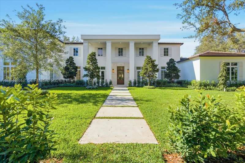7 bedroom SingleFamilyResidence at 5940 SW 100th Ter, Poinsettia Estates, Pinecrest — photo 1