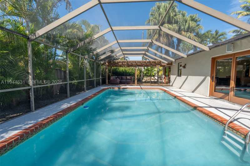3 bedroom SingleFamilyResidence at 10116 SW 144th Pl, Sugarwood II Sec 1, Miami — photo 1