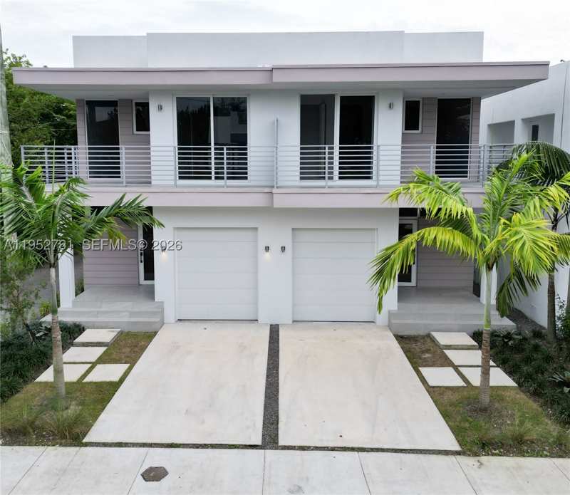 3 bedroom Townhouse at 3376 Day Ave #B, Perry Frow Resub, Miami — photo 1