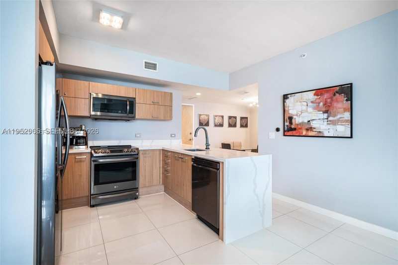2 bedroom Condominium at 350 S Miami Ave 2505, Wind Condo, Miami — photo 1