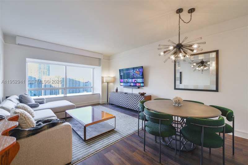 1 bedroom Condominium at 1435 Brickell Ave 3510, Millennium Tower Condomin, Miami — photo 1