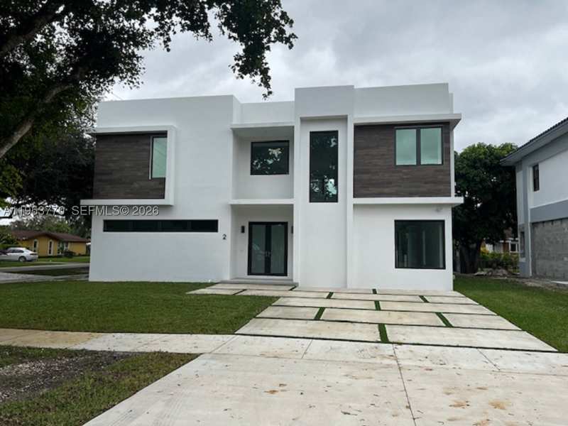 4 bedroom SingleFamilyResidence at 2 Hough Dr, Rev Of Rev Fec Addn Hiale, Miami Springs — photo 1