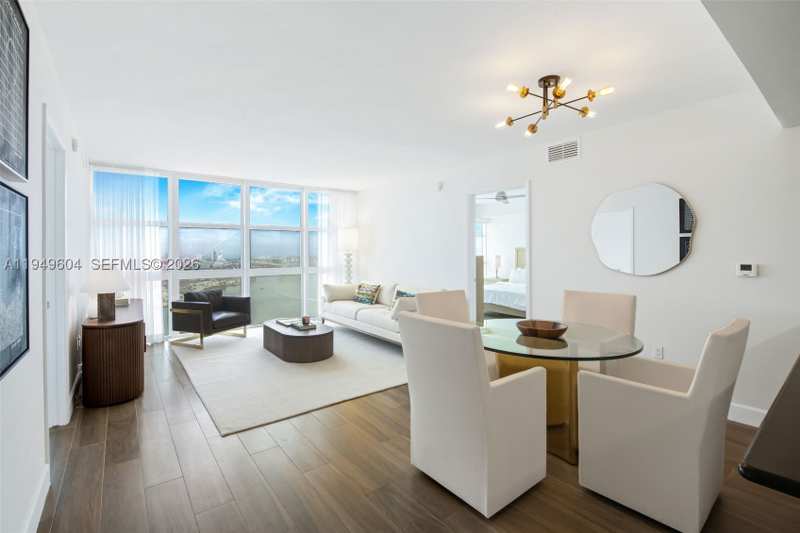 2 bedroom Condominium at 50 Biscayne Blvd 3904, 50 Biscayne Condo, Miami — photo 1