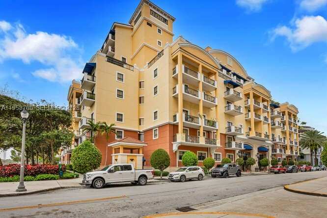 2 bedroom Condominium at 8395 SW 73rd Ave 104, Colonnade At Dadeland SW, Miami — photo 1