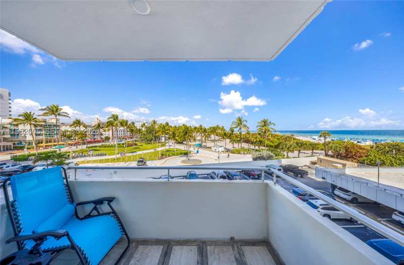 1 bedroom Condominium at 465 Ocean Dr 419, Royal Atlantic Condo, Miami Beach — photo 1