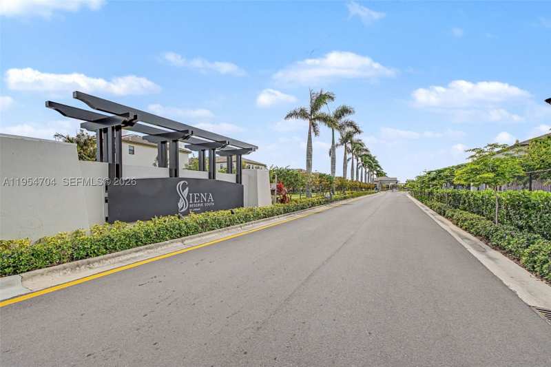 3 bedroom Townhouse at 12947 SW 234th St, Sienna Reserve South, Homestead — photo 1