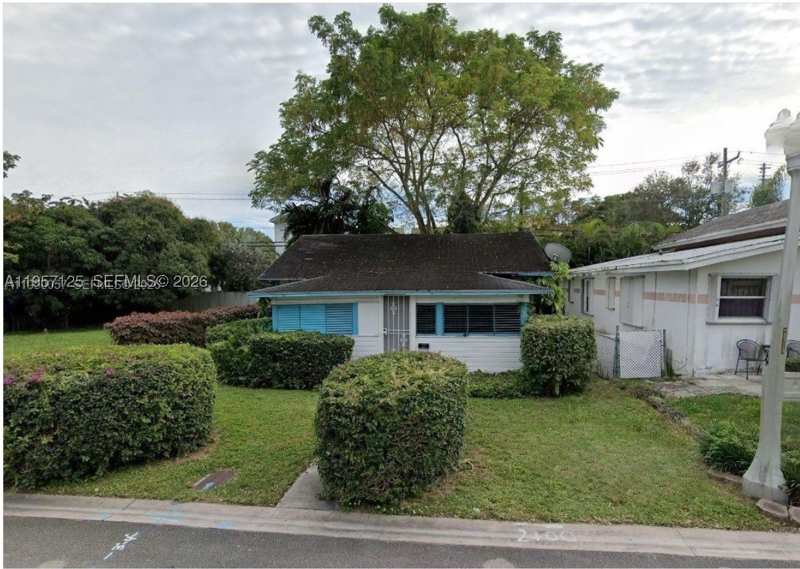 2 bedroom SingleFamilyResidence at 134 Florida Ave, Mac Farlane Homestead, Coral Gables — photo 1
