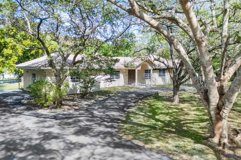 5 bedroom SingleFamilyResidence at 7821 SW 129th Ter, Pine Tree Estates, Pinecrest — photo 1