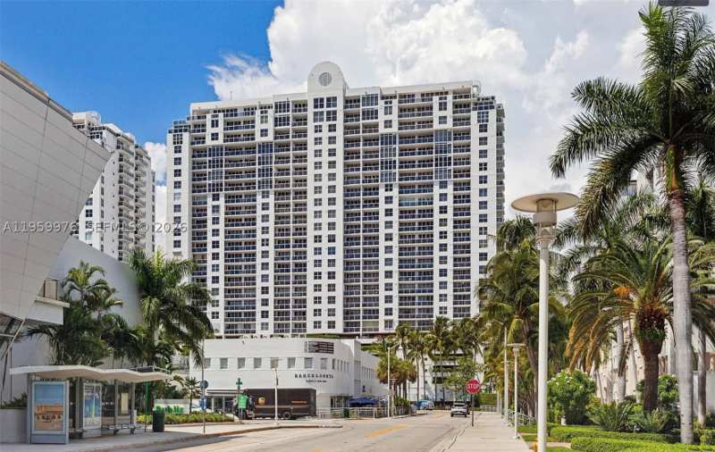 2 bedroom Condominium at 1900 Sunset Harbour Dr 1009, Sunset Harbour North Cond, Miami Beach — photo 1