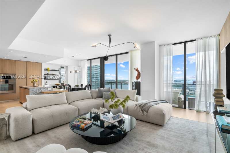 3 bedroom Condominium at 500 Alton 2203, Five Park, Miami Beach — photo 1