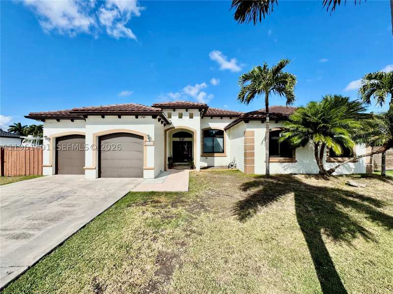 5 bedroom SingleFamilyResidence at 20449 SW 328th St, Emerald Greens Sub, Homestead — photo 1