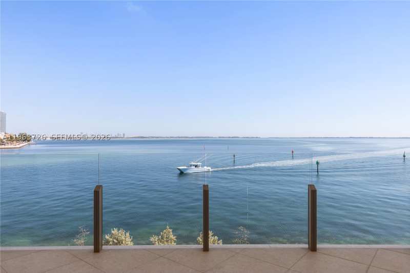 4 bedroom Condominium at 5 Grove Isle Dr M303, Vita Grove Isle, Miami — photo 1