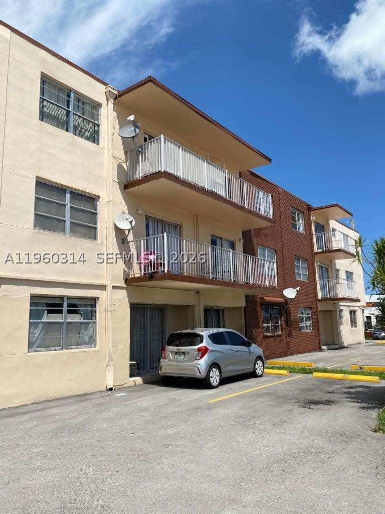 1 bedroom Condominium at 12500 NE 5th Ave 101, Forever Elegant Condo, North Miami — photo 1