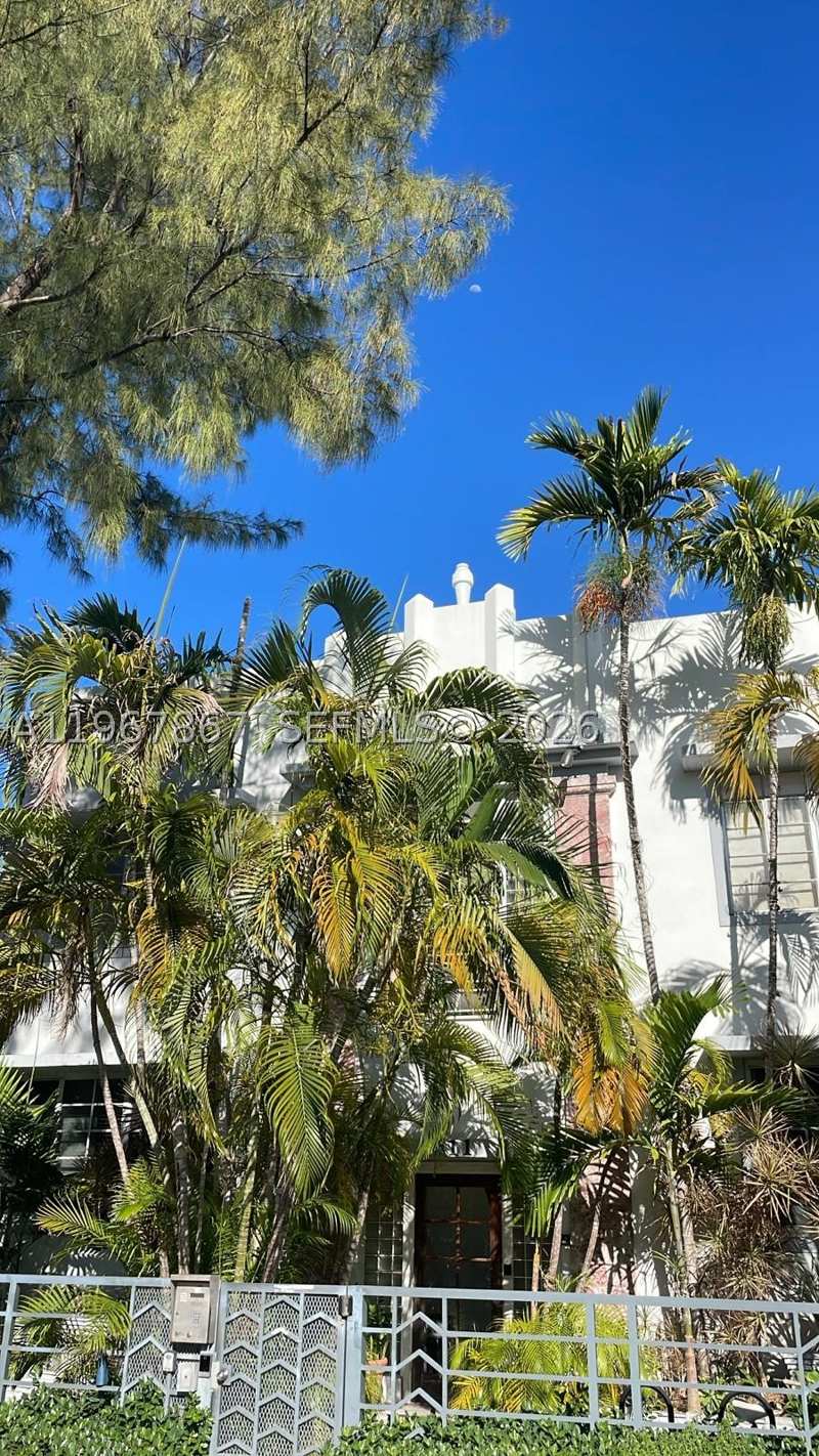 0 bedroom Condominium at 1611 Euclid Ave 3, Residence 1611 Condo, Miami Beach — photo 1