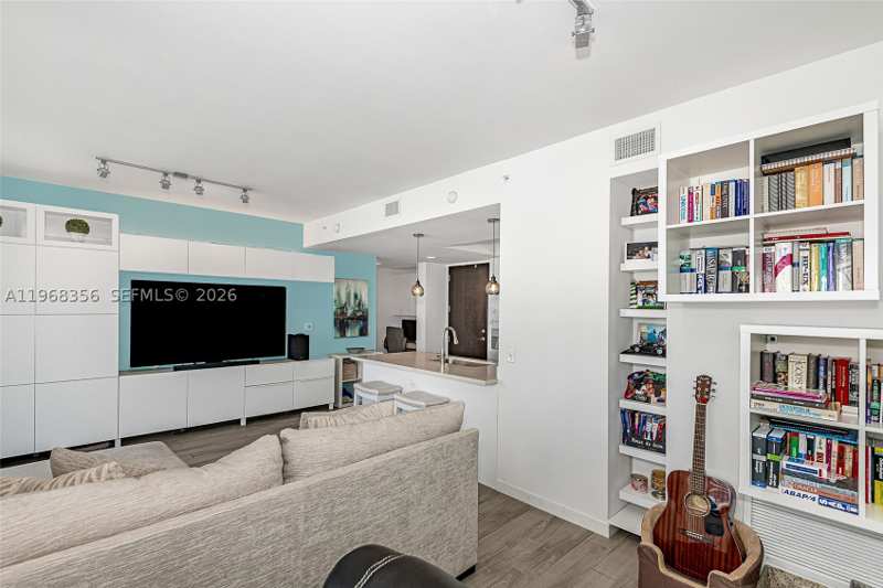 1 bedroom Condominium at 999 SW 1st Ave 3215, Nine At Mary Brickell Vil, Miami — photo 1