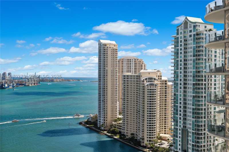 2 bedroom Condominium at 300 S Biscayne Blvd T-2602, Met 1 Condo, Miami — photo 1