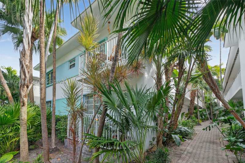0 bedroom Condominium at 911 Meridian Ave 106, Meridian Court Condo, Miami Beach — photo 1