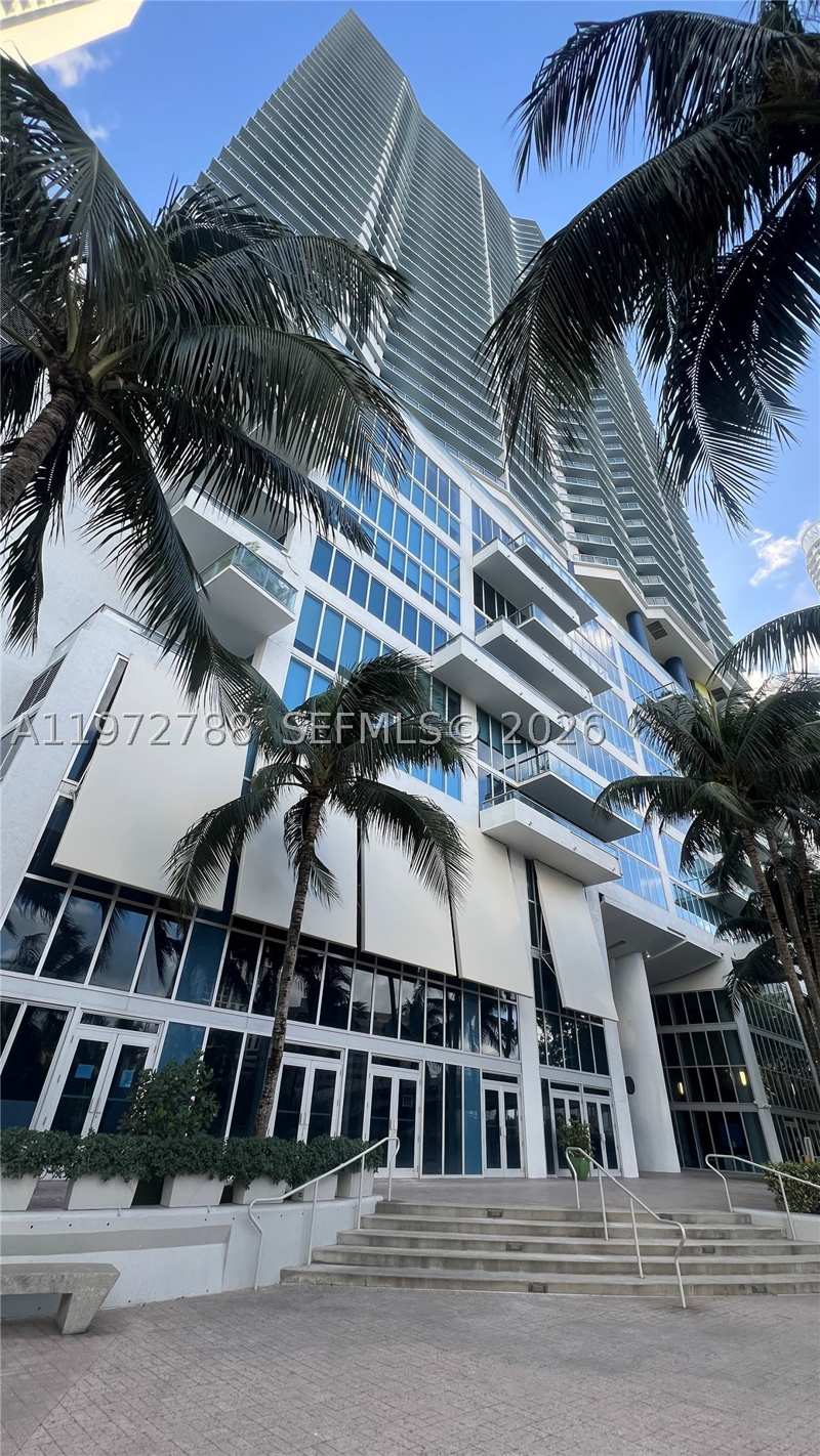 2 bedroom Condominium at 185 SW 7th St 2202, Latitude On The River Con, Miami — photo 1