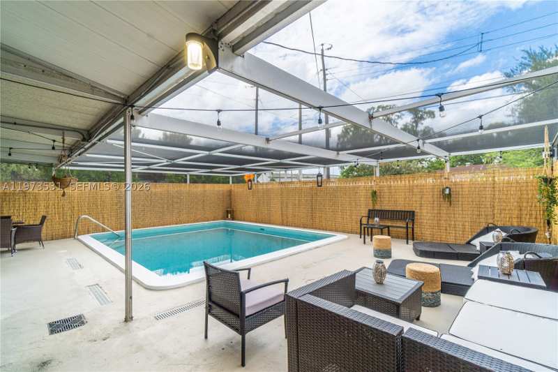 3 bedroom SingleFamilyResidence at 13405 NW 6th Ave, Stanley Heights, North Miami — photo 1