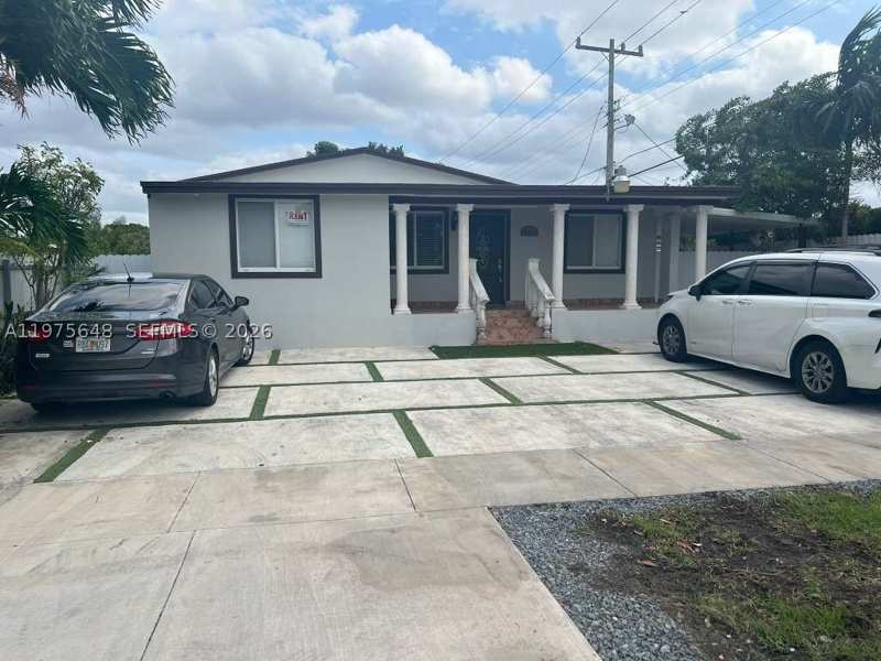 5 bedroom SingleFamilyResidence at 4365 W 1st Ave, Andrews Park Addn, Hialeah — photo 1