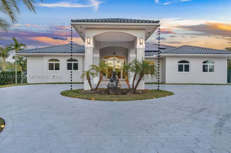 5 bedroom SingleFamilyResidence at 135 SW 125th Ave, Sweetwater Ests Sub, Miami — photo 1