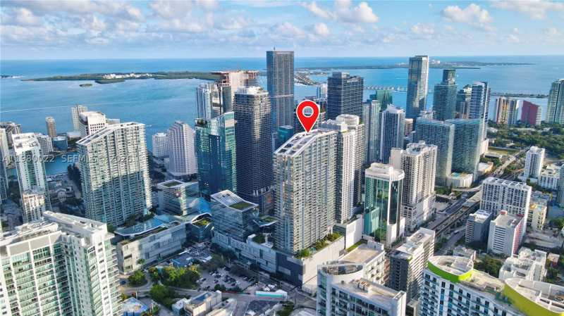 1 bedroom Condominium at 88 SW 7th St 2706, Rise Condo, Miami — photo 1