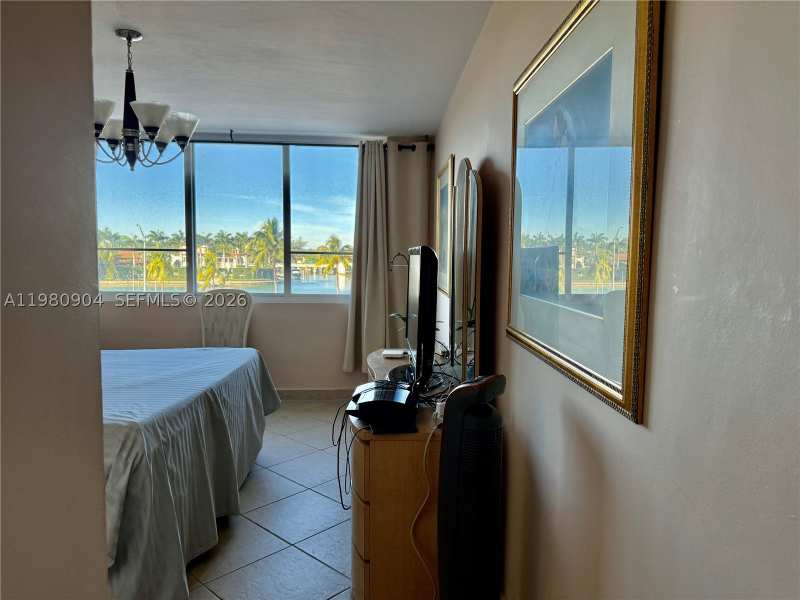 1 bedroom Condominium at 5005 Collins Ave 304, The Carriage Club North C, Miami Beach — photo 1