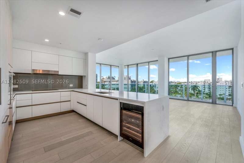 3 bedroom Condominium at 9201 E Bay Harbor Dr 702, Bay Harbor Island, Bay Harbor Islands — photo 1