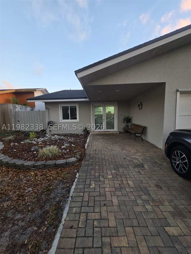 5 bedroom SingleFamilyResidence at 14530 SW 110th St, Kendall Kingdom, Miami — photo 1