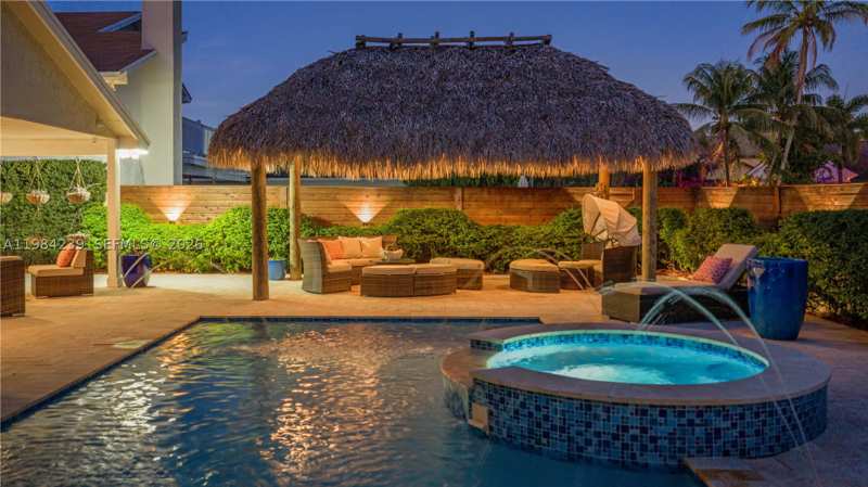 3 bedroom SingleFamilyResidence at 5321 SW 153rd Pl S, Lakes Of The Meadow Sec 3, Miami — photo 1