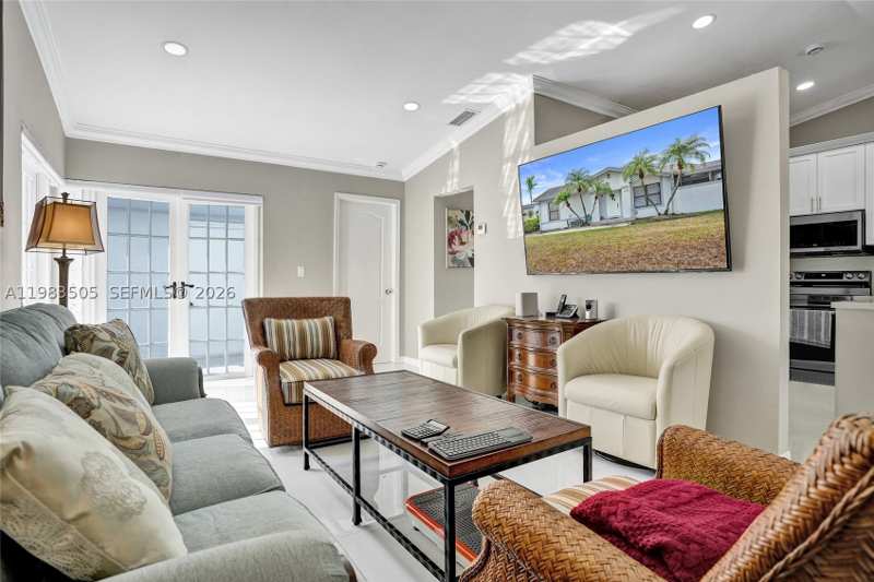 2 bedroom Townhouse at 6405 SW 152nd Cir Pl 10-05, Westwind Lakes Garden Hom, Miami — photo 1