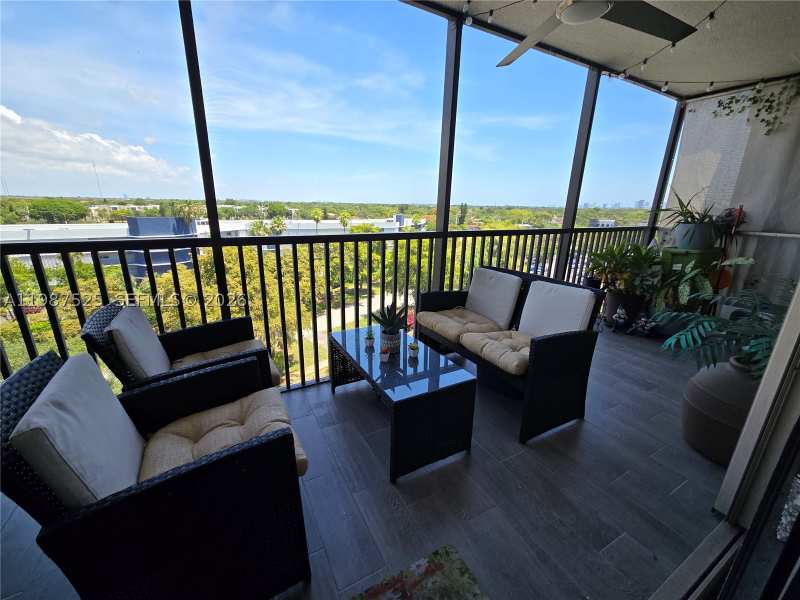 2 bedroom Condominium at 900 NE 195th St 709, Chantilly Condo, Miami — photo 1
