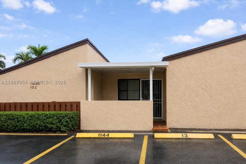 3 bedroom Condominium at 11640 SW 2nd St 54, Los Patios Snapper Creek, Sweetwater — photo 1