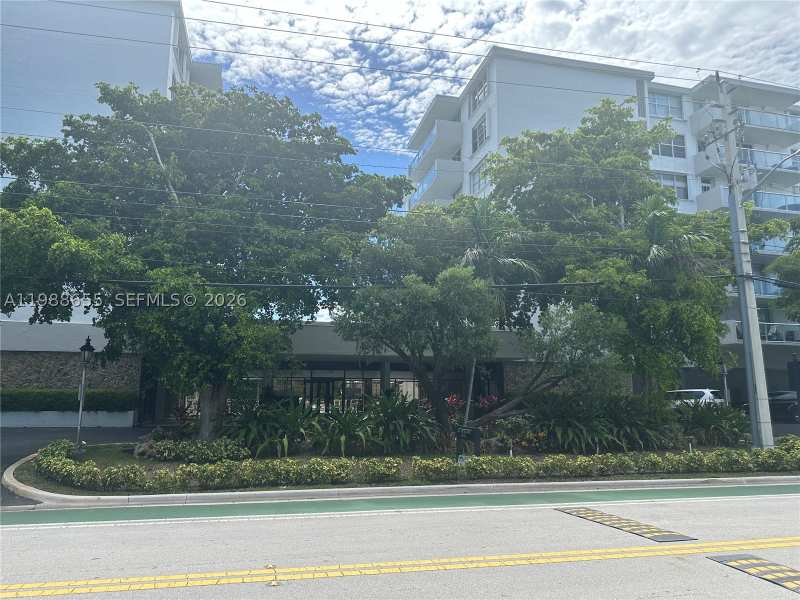 2 bedroom Condominium at 10000 W Bay Harbor Dr Ph4, 10000 Plaza Condo-North T, Bay Harbor Islands — photo 1