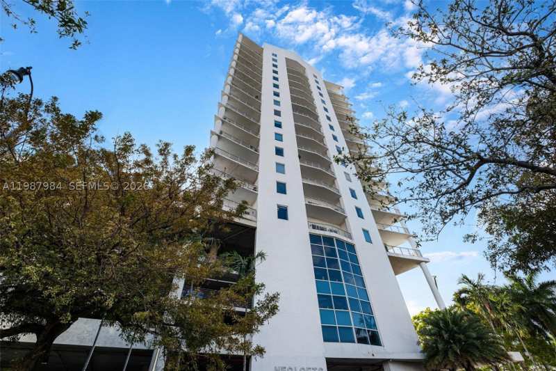 1 bedroom Condominium at 10 SW South River Dr 609, Neo Condo, Miami — photo 1