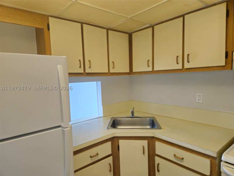 1 bedroom Condominium at 4550 NW 9th St 704E, Yolanda Villas Condo, Miami — photo 1