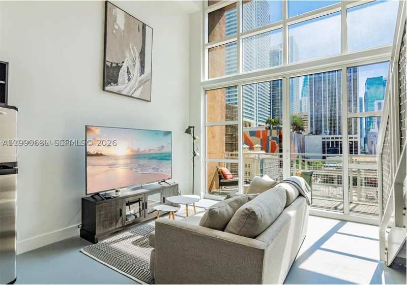 1 bedroom Condominium at 253 NE 2nd St 617, Vizcayne South Condo, Miami — photo 1