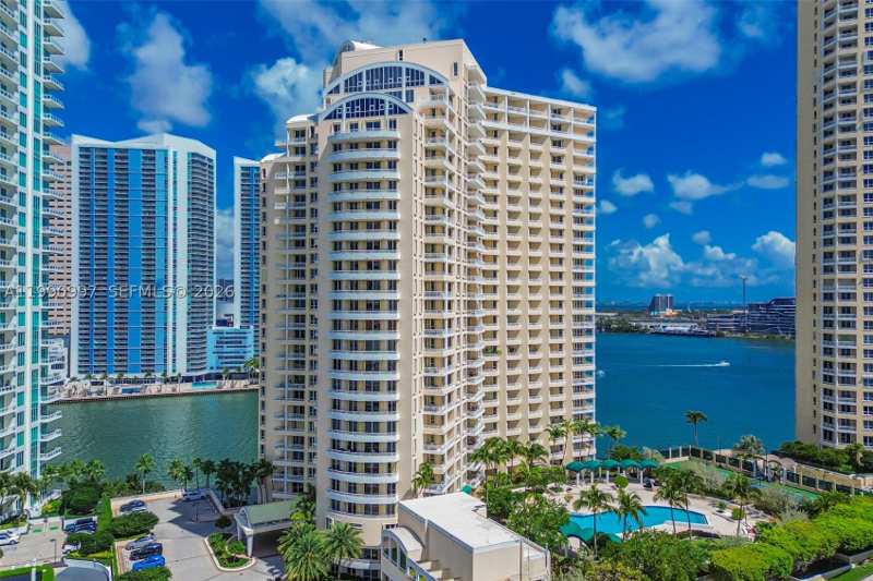 2 bedroom Condominium at 888 Brickell Key Dr 807, One Tequesta Point Condo, Miami — photo 1