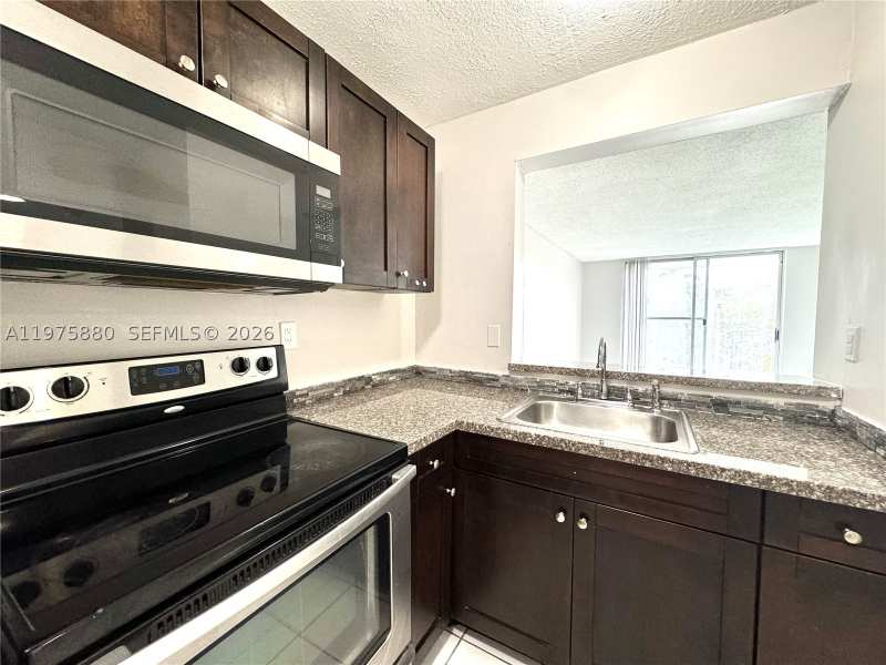 1 bedroom Condominium at 484 NW 165th St Rd A-411, Montecarlo Condo, Miami — photo 1
