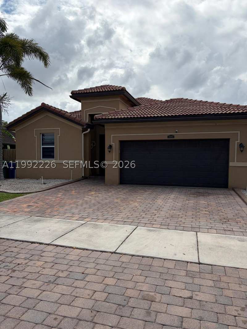 3 bedroom SingleFamilyResidence at 24982 SW 118th Ct, Hemingway Point, Homestead — photo 1