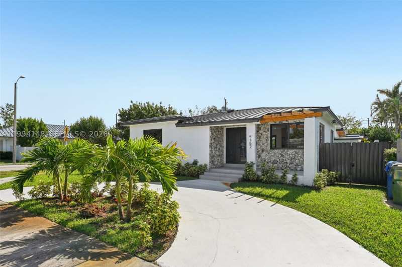 5 bedroom SingleFamilyResidence at 5152 SW 6th St, Trail Granada Addn, Miami — photo 1