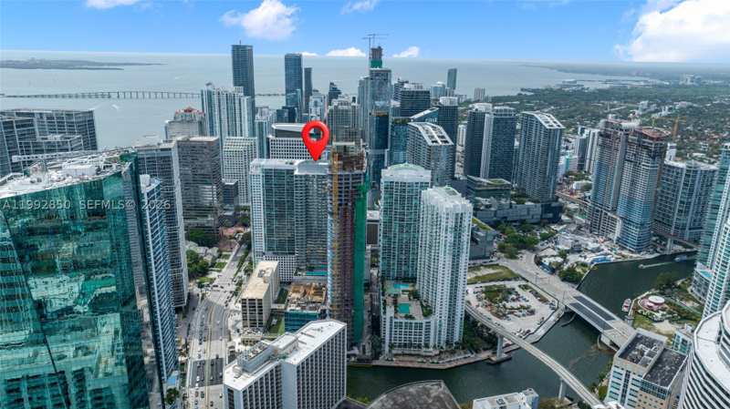 1 bedroom Condominium at 77 SE 5th Street 2914, Brickell Point, Miami — photo 1