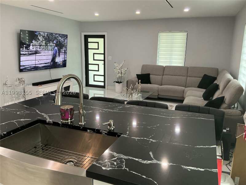 2 bedroom SingleFamilyResidence at 201 SW 62nd Ave, Josena Sub, Miami — photo 1