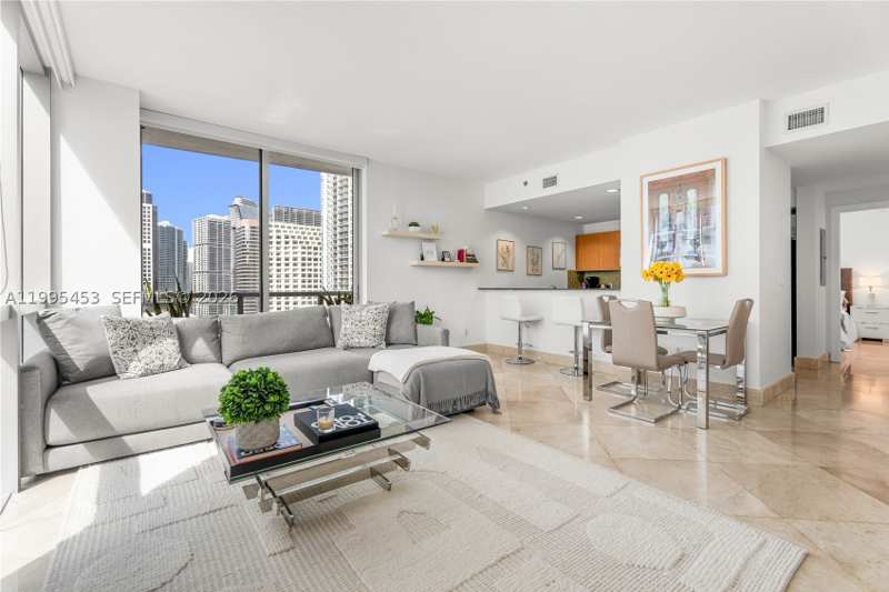 2 bedroom Condominium at 1060 Brickell Ave 2117, 1060 Brickell Condo, Miami — photo 1