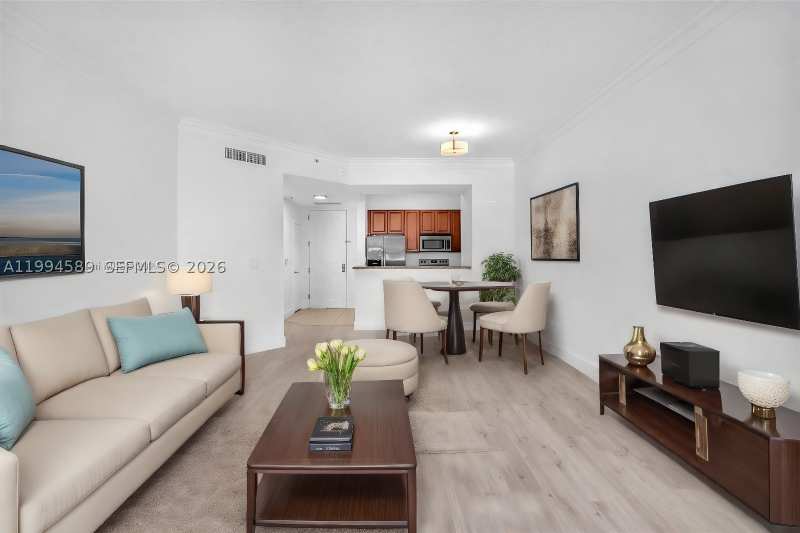 1 bedroom Condominium at 3001 NE 185th St 122, Alaqua Condo, Aventura — photo 1