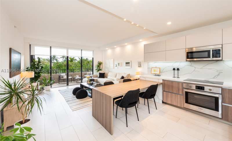2 bedroom Condominium at 151 Crandon Blvd 241, The Emeraldbay @ Key Colo, Key Biscayne — photo 1